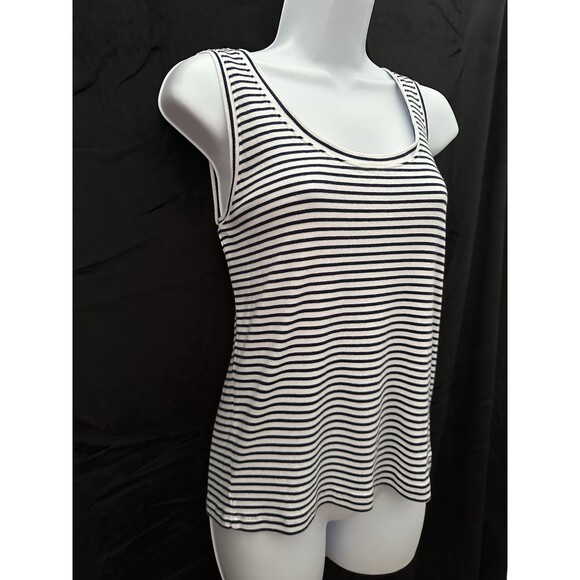 Vineyard Vines Blue & White Stripe Sleeveless Tank Top Scoop Neck, Size M - Picture 4 of 5